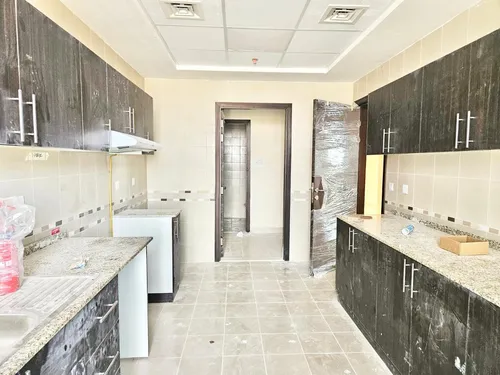 3 Bedrooms Apartment in Aladdin