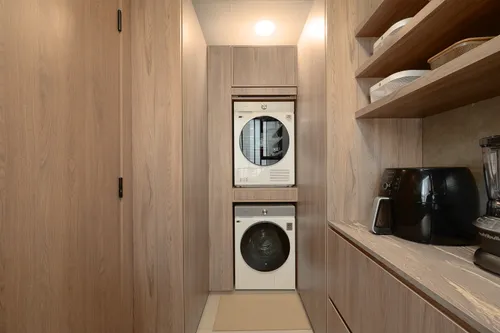 3 Bedrooms Apartment in The 100 Building B, The 100