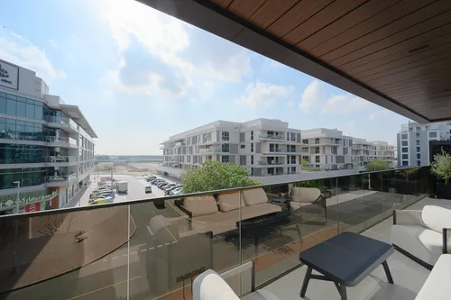 3 Bedrooms Apartment in The 100 Building B, The 100