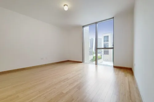 4 Bedrooms Apartment in Building A