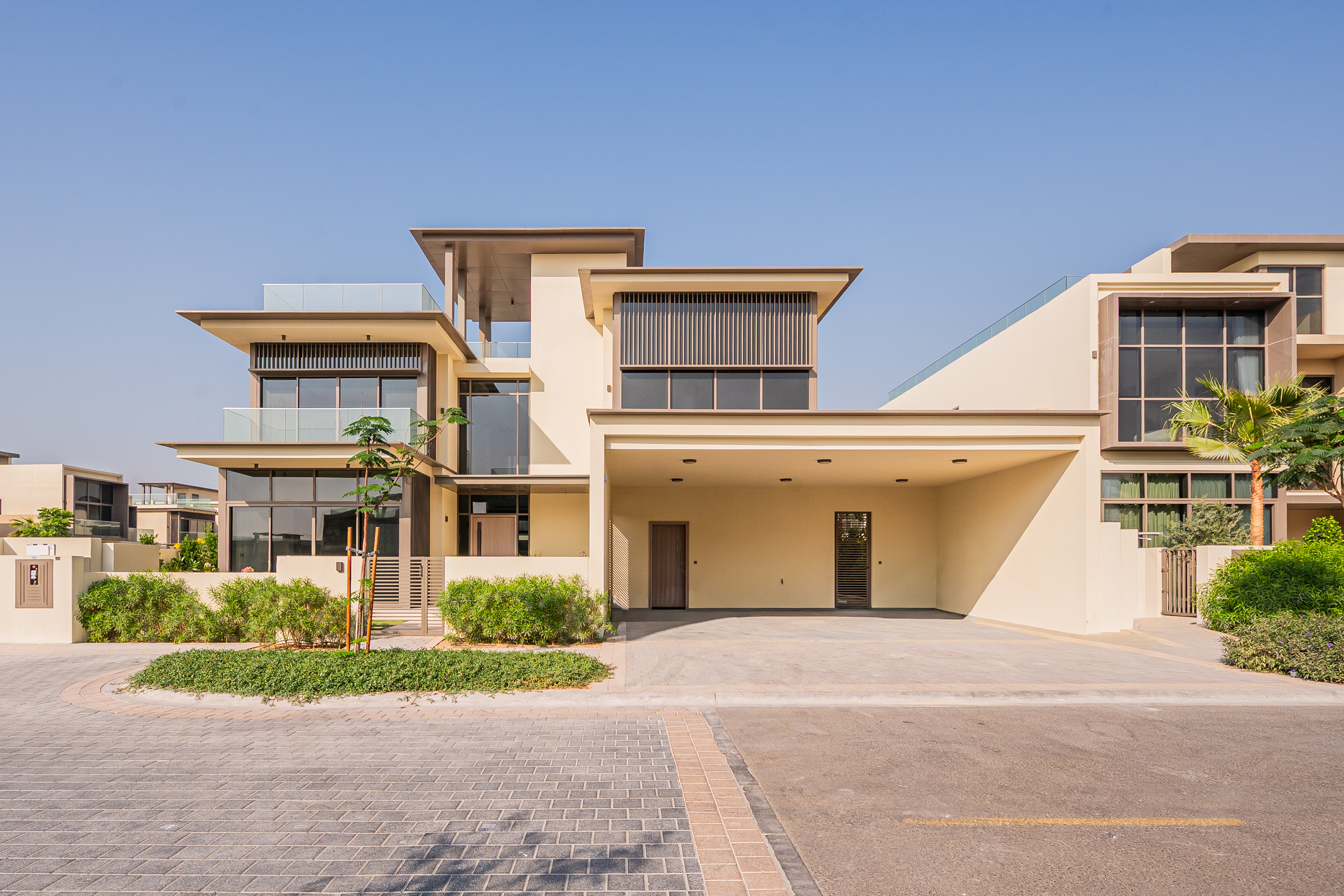 4 Bedrooms Villa in Golf Place 2