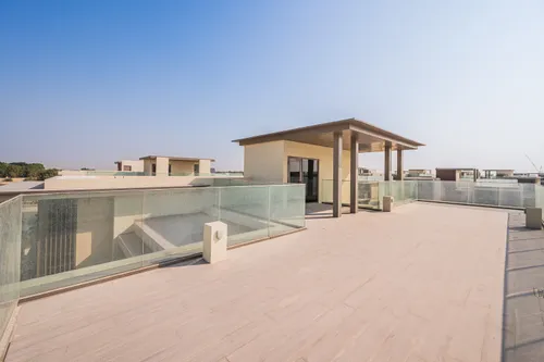 4 Bedrooms Villa in Golf Place 2