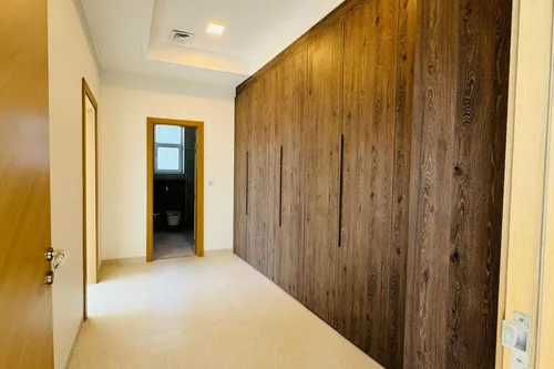 5 Bedrooms Villa in Al Khawaneej 1