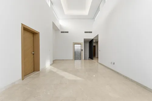 5 Bedrooms Villa in Al Khawaneej 1
