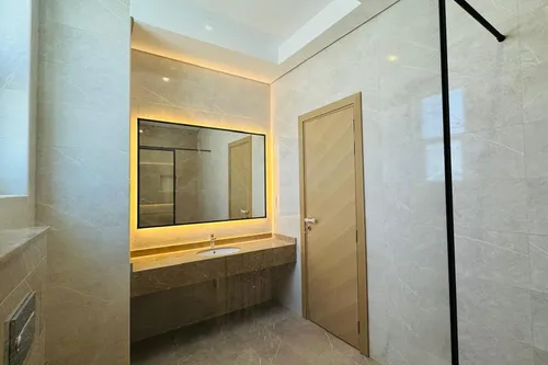 5 Bedrooms Villa in Al Khawaneej 1