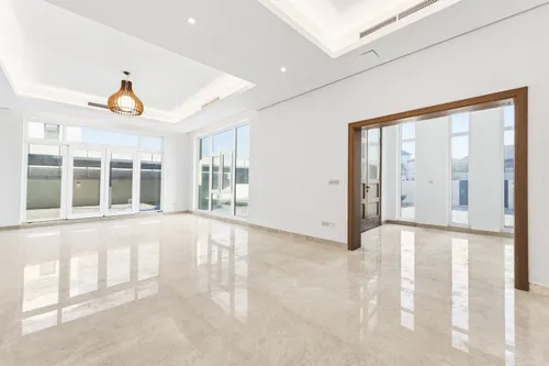 5 Bedrooms Villa in Al Khawaneej 1
