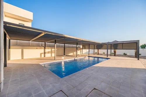 5 Bedrooms Villa in Al Khawaneej 1