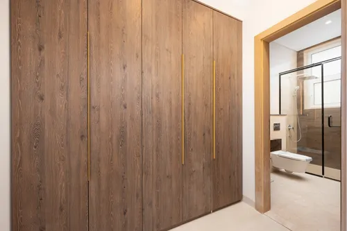 5 Bedrooms Villa in Al Khawaneej 1