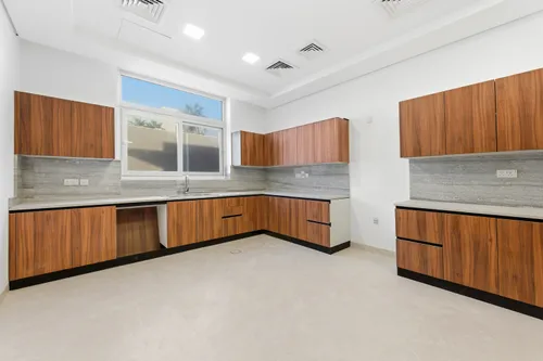 5 Bedrooms Villa in Al Khawaneej 1