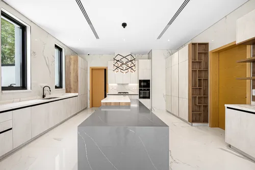 5 Bedrooms Villa in Fairway Vistas