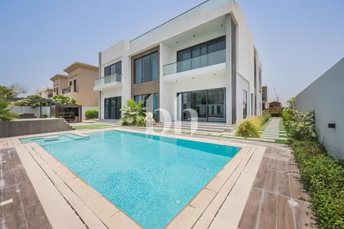 Luxury Villa | Custom Build | Corner Unit