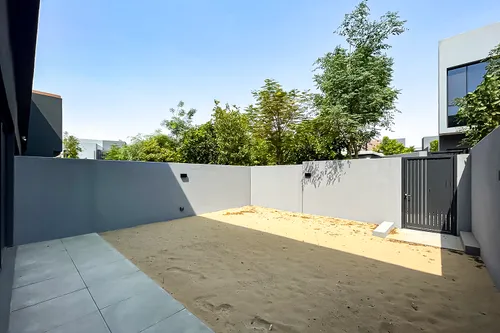 2 Bedrooms Townhouse in Kaya