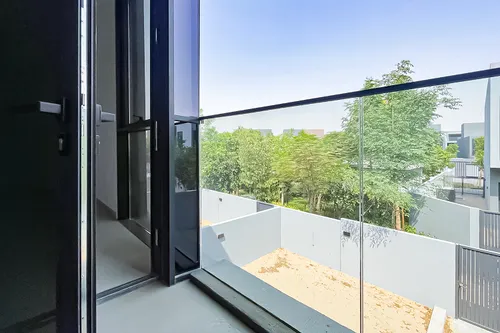 2 Bedrooms Townhouse in Kaya