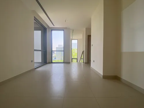 5 Bedrooms Villa in Sidra Villas I