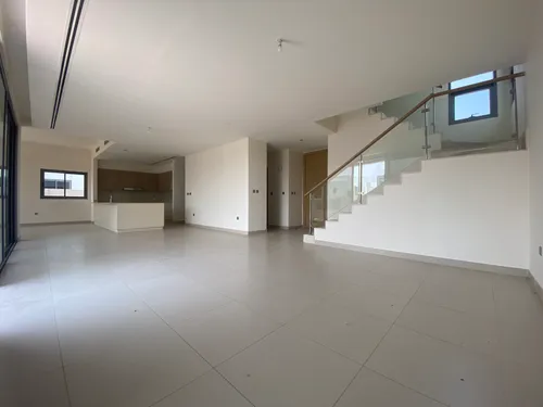 5 Bedrooms Villa in Sidra Villas I