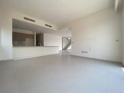 5 Bedrooms Villa in Sidra Villas I