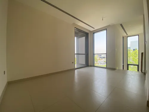 5 Bedrooms Villa in Sidra Villas I