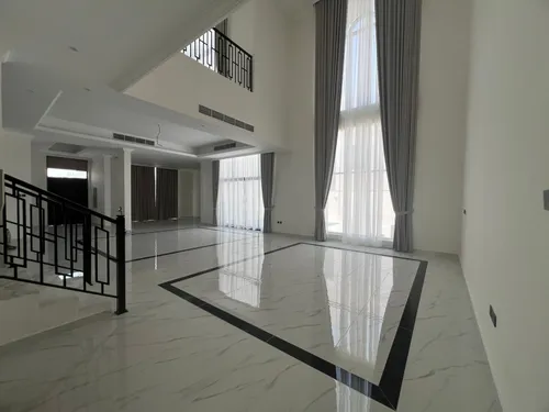 4 Bedrooms Villa in Madinat Hind 3