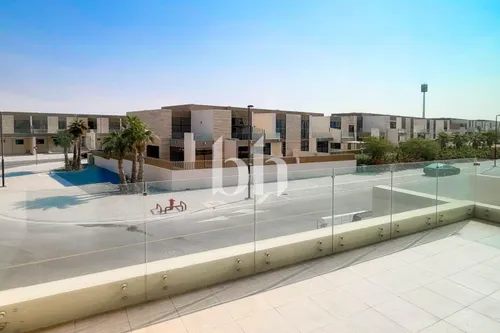 Single Row | Landscaped | Bright Vacant