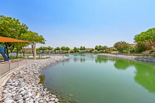 2 Bedrooms Villa in Springs 12