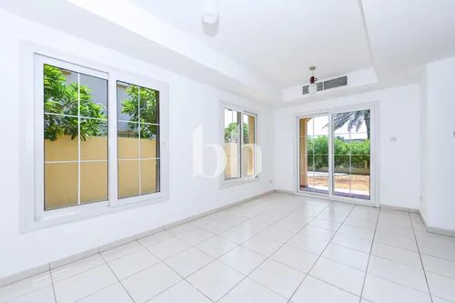 Type 4E | Lake View | Large Plot | Single Row