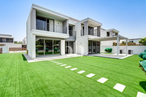 Great Location | Large plot | Vacant Now