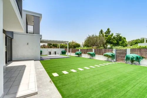 5 Bedrooms Villa in Sidra Villas III