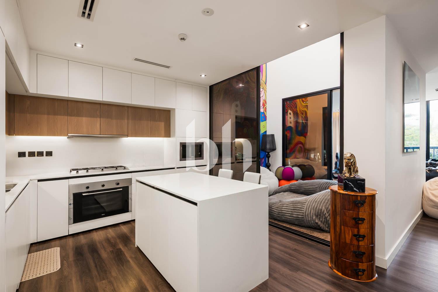 By Park | 3,500 BUA | VOT | High Quality