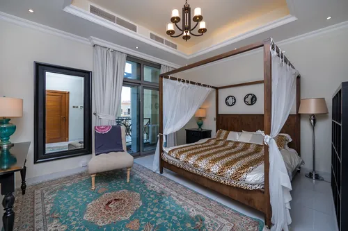 5 Bedrooms Villa in Hacienda