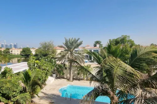 4 Bedrooms Villa in District 9 Legacy Nova