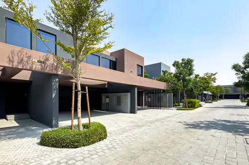 2 Bedroom Townhouse with Maid Room and Back Yard