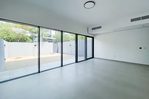 2 Bedroom Townhouse with Maid Room and Back Yard