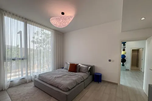 4 Bedrooms Villa in Saro