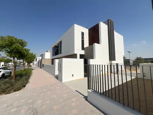 Brand New | Single Row | Spacious | Ready to Move