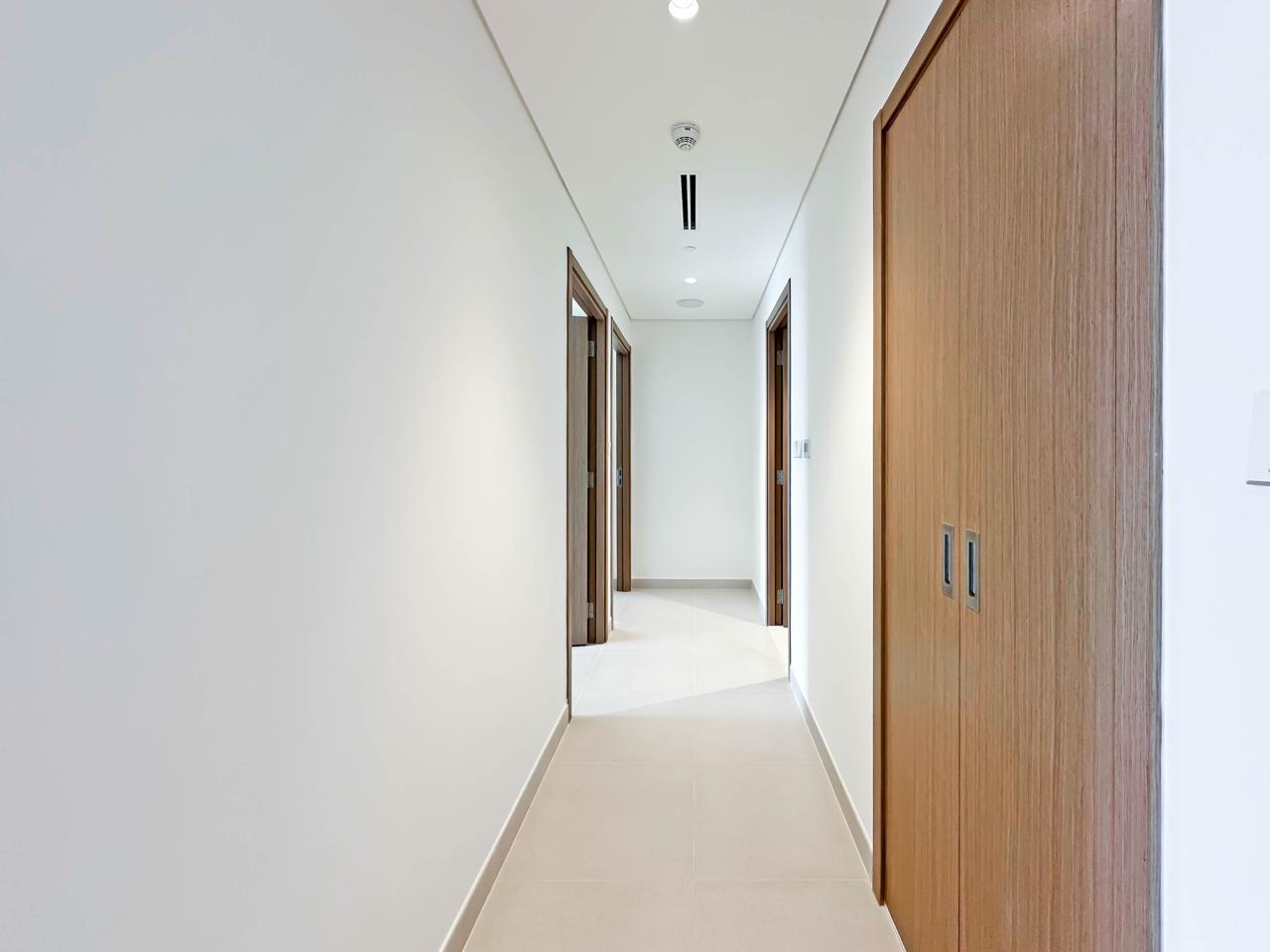 2 Bedrooms Apartment in Savanna Building 3