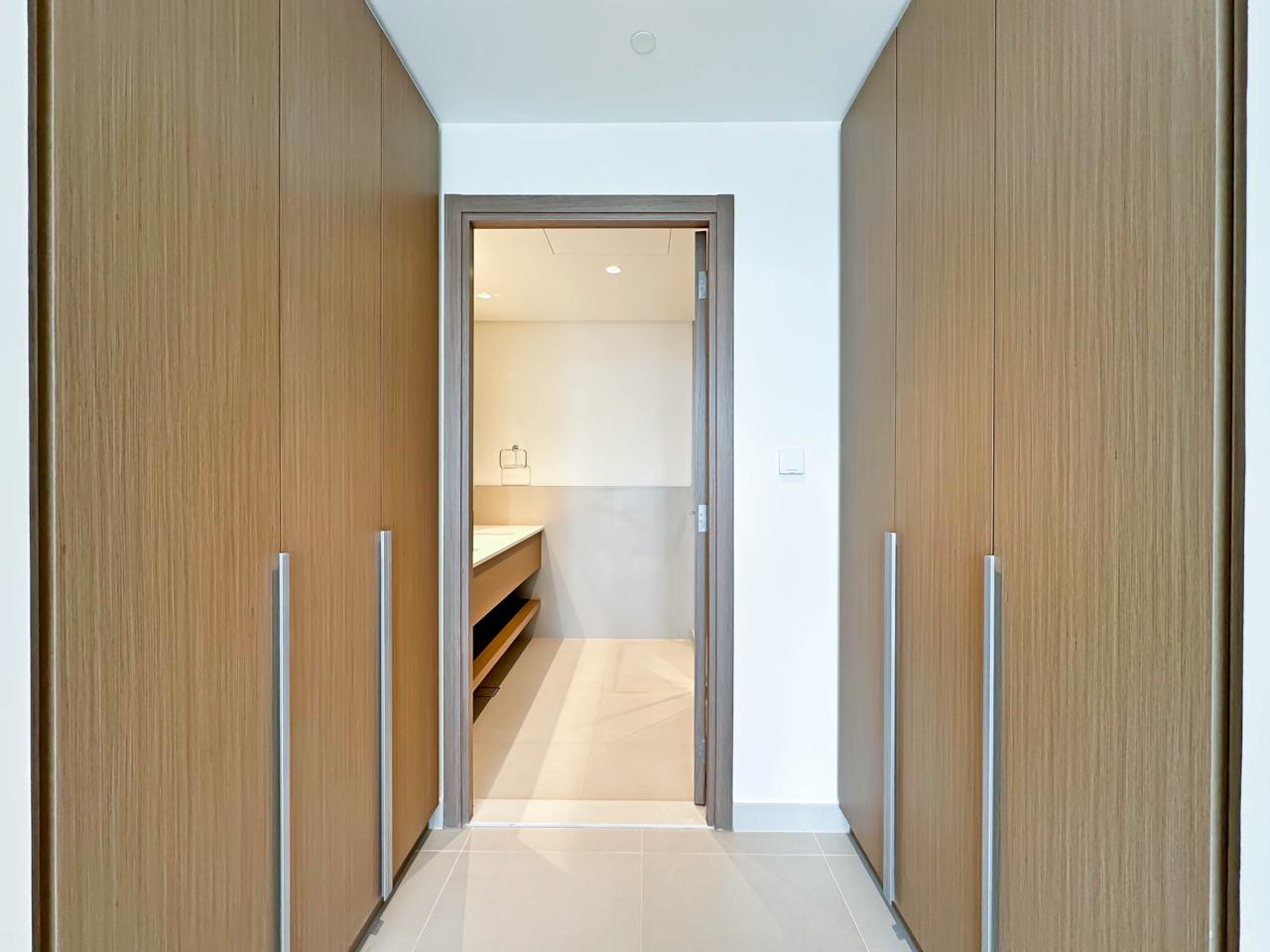 2 Bedrooms Apartment in Savanna Building 3