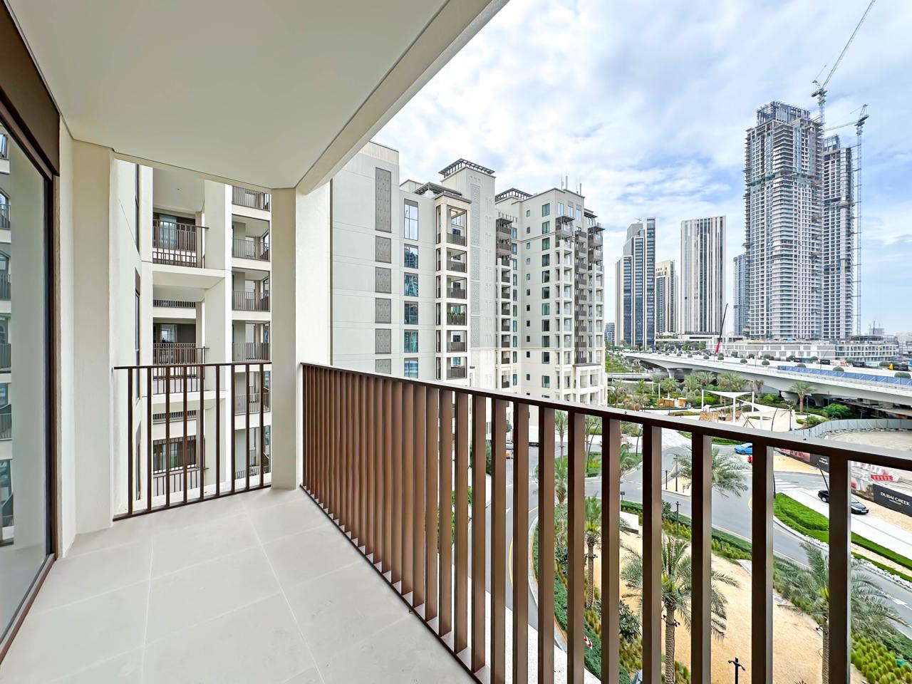 2 Bedrooms Apartment in Savanna Building 3