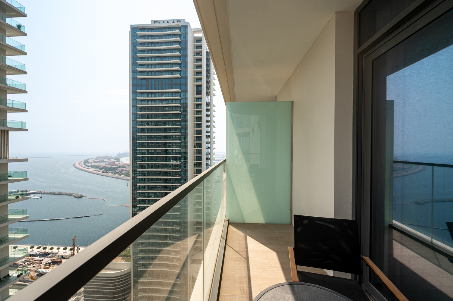 3 Bedrooms Apartment in Marina Vista Tower 1