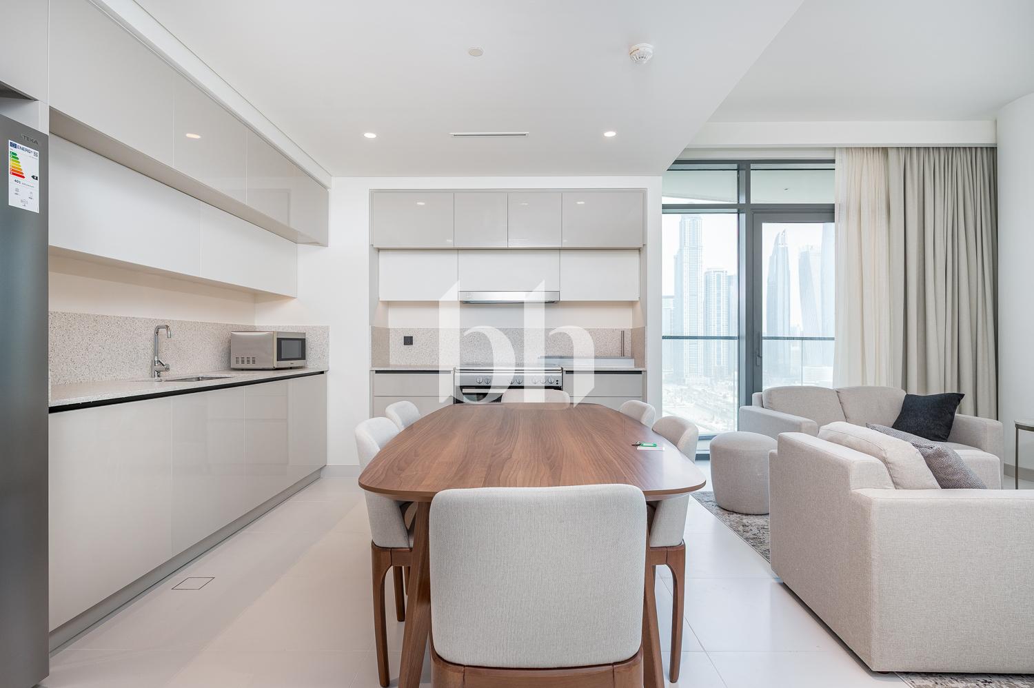 Plus Maids | Luxury | Multiple Chqs | Dual views