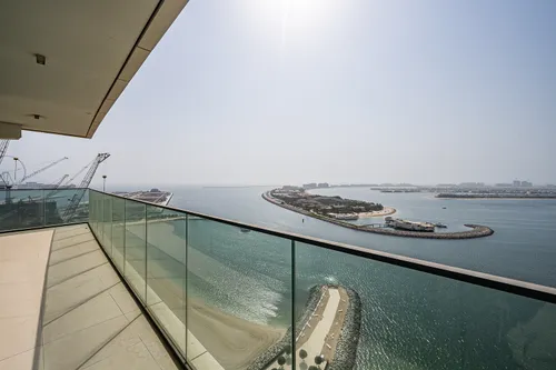 3 Bedrooms Apartment in Beach Vista Tower 1