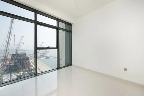 3 Bedrooms Apartment in Beach Vista Tower 1