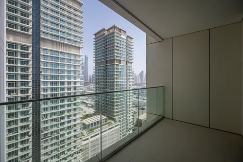 3 Bedrooms Apartment in Beach Vista Tower 1