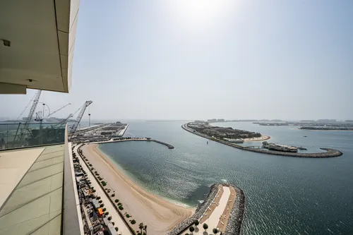 3 Bedrooms Apartment in Beach Vista Tower 1