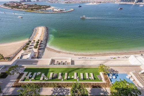 2 Bedrooms Apartment in Beach Vista Tower 1