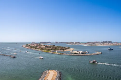 2 Bedrooms Apartment in Beach Vista Tower 1