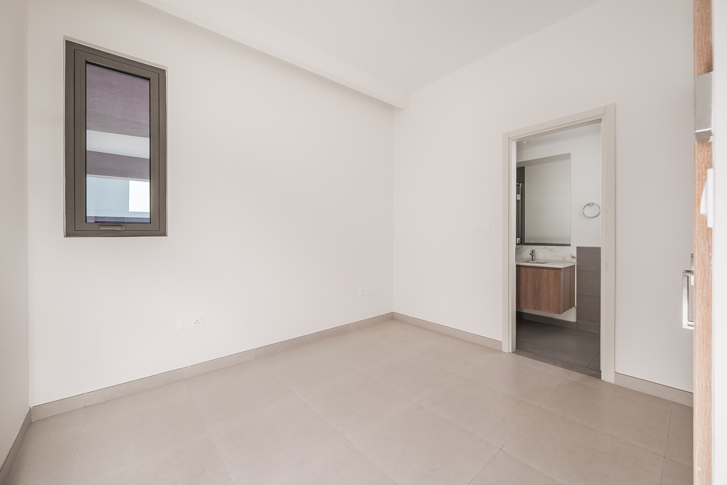 4 Bedrooms Townhouse in The Pulse Beachfront 3