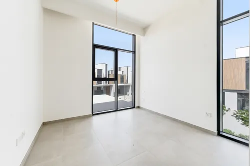 4 Bedrooms Townhouse in Mudon Al Ranim 1