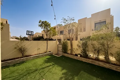 3 Bedrooms Townhouse in Mira Oasis 1