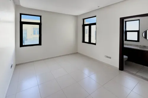 4 Bedrooms Townhouse in Mira Oasis 1