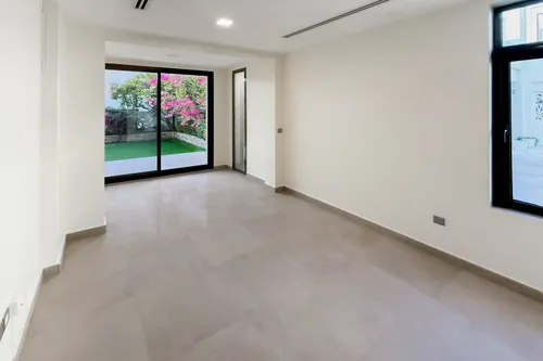 4 Bedrooms Townhouse in Mira Oasis 1